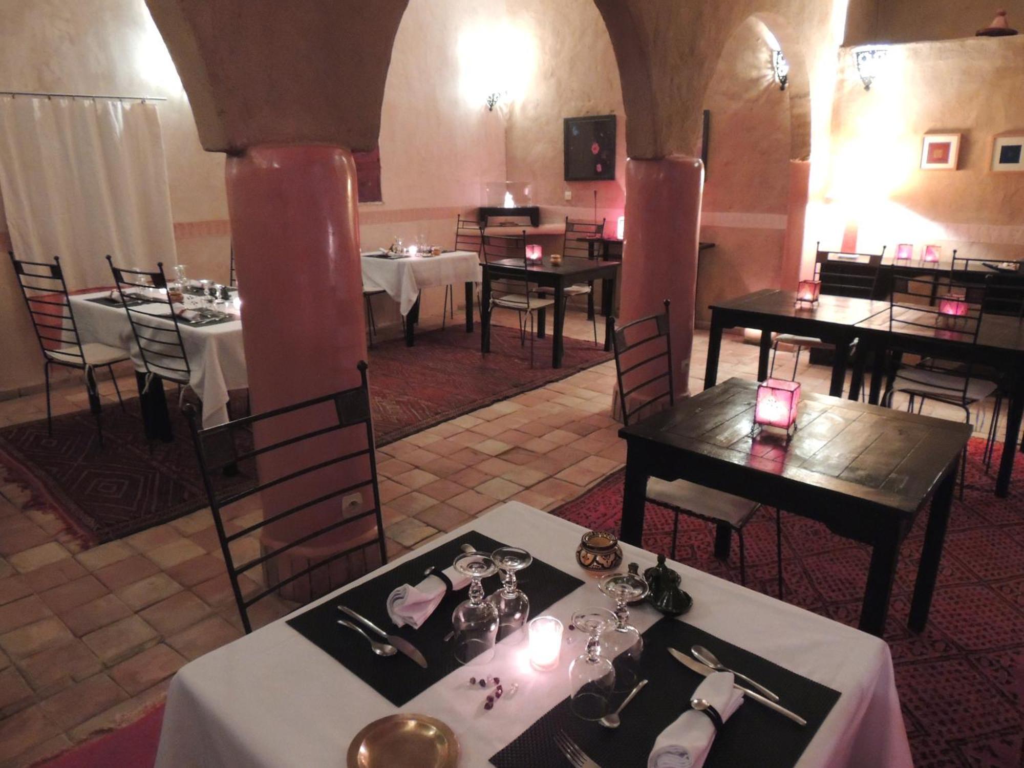 Dar Qamar Hotel Agdz Buitenkant foto